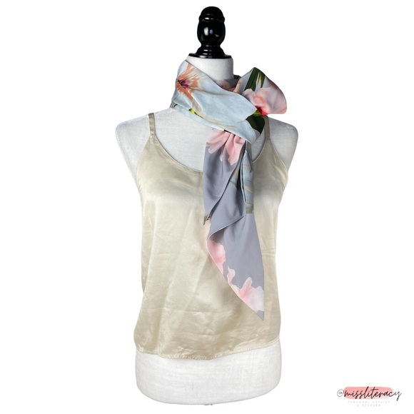 NWOT Ted Baker Scarf in Silver Gray Blush Pink Floral Print Long Spring Scarf - Picture 7 of 9